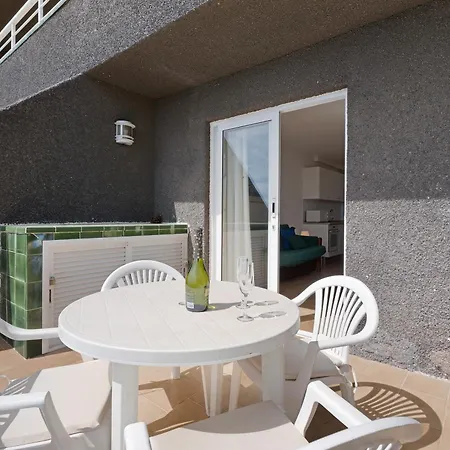 Apartamento Costa Isora 1 *
